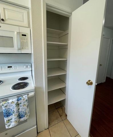 7679 Fallbrook Drive 7679, Houston, TX 77086