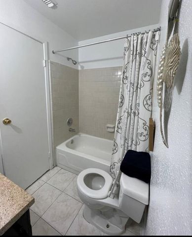 7679 Fallbrook Drive 7679, Houston, TX 77086
