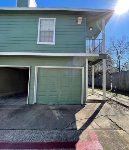 7679 Fallbrook Drive 7679, Houston, TX 77086
