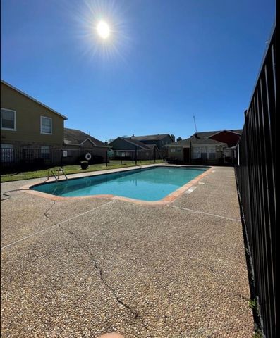 7679 Fallbrook Drive 7679, Houston, TX 77086
