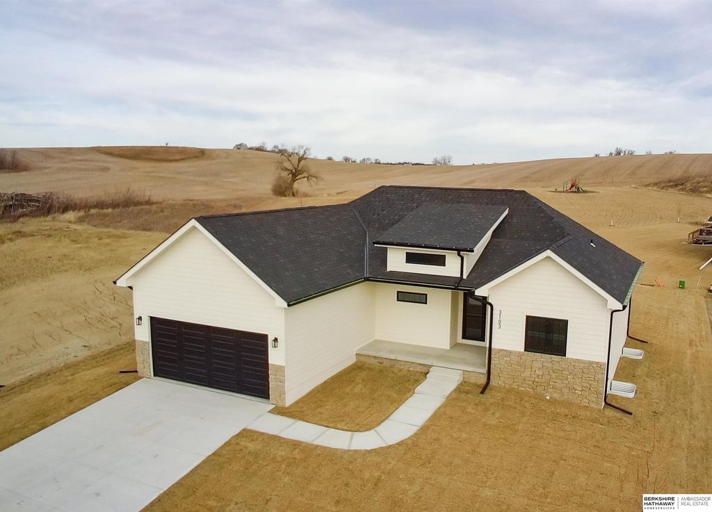 3103 Mulberry Drive, Blair, NE 68008
