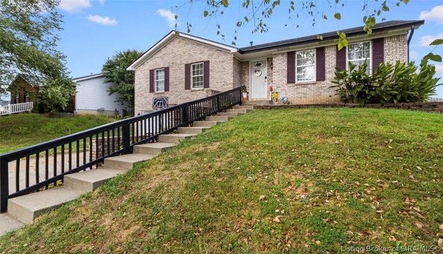 1205 Stonelilly Drive, Jeffersonville, IN 47130