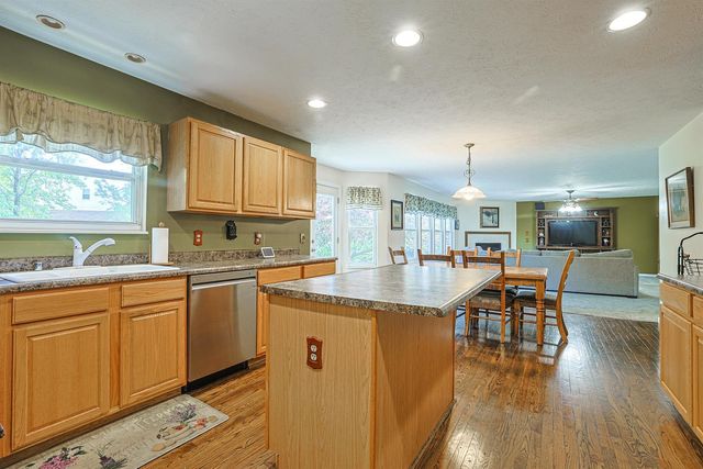 1112 Abbington Drive, Union, KY 41091
