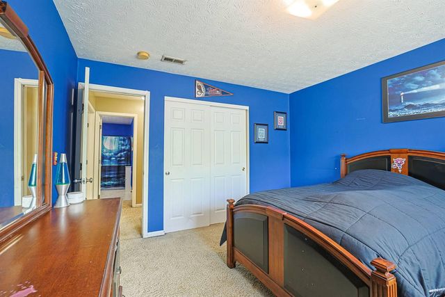 1112 Abbington Drive, Union, KY 41091