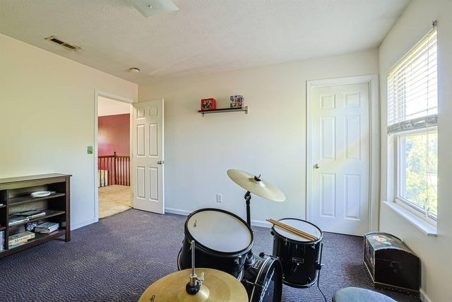 1112 Abbington Drive, Union, KY 41091