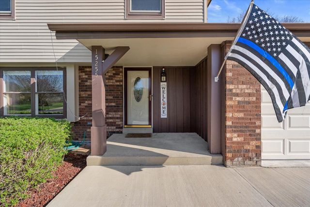 15255 Glenora COURT, New Berlin, WI 53151