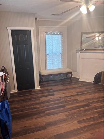 606 E Solomon Street, Griffin, GA 30223