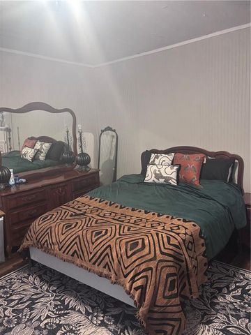 606 E Solomon Street, Griffin, GA 30223