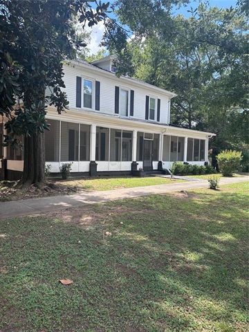 606 E Solomon Street, Griffin, GA 30223