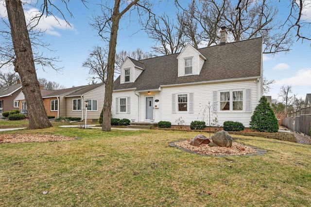 2203 Grand Boulevard, Cedar Falls, IA 50613