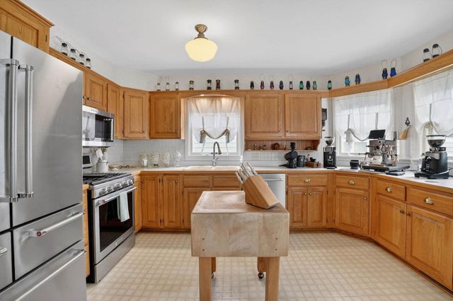 2203 Grand Boulevard, Cedar Falls, IA 50613