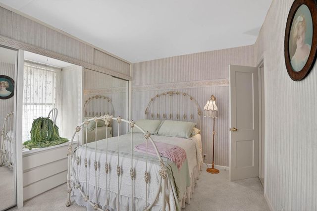 2203 Grand Boulevard, Cedar Falls, IA 50613