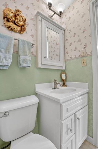 2203 Grand Boulevard, Cedar Falls, IA 50613