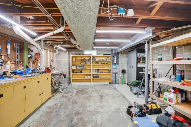 2203 Grand Boulevard, Cedar Falls, IA 50613