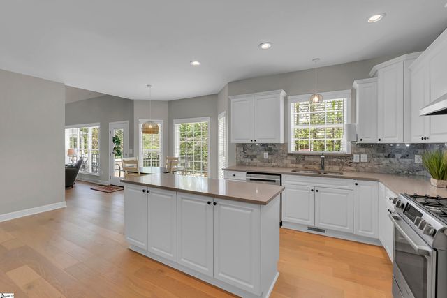 9 Shannon Creek Court, Greenville, SC 29615