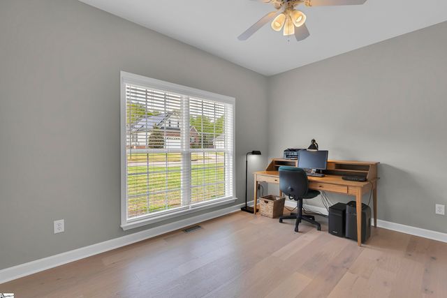 9 Shannon Creek Court, Greenville, SC 29615