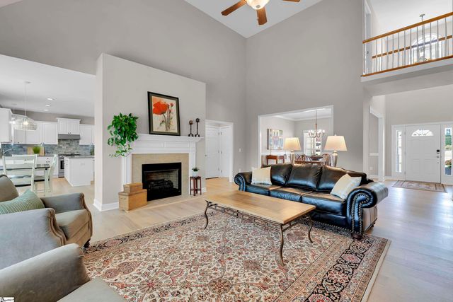 9 Shannon Creek Court, Greenville, SC 29615