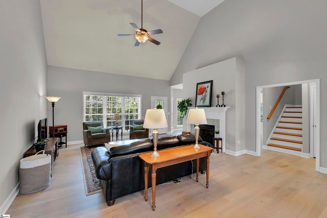 9 Shannon Creek Court, Greenville, SC 29615