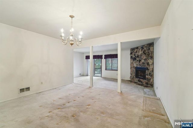 14 Brookside Heights 25, Wanaque, NJ 07465