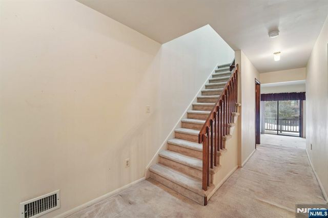 14 Brookside Heights 25, Wanaque, NJ 07465