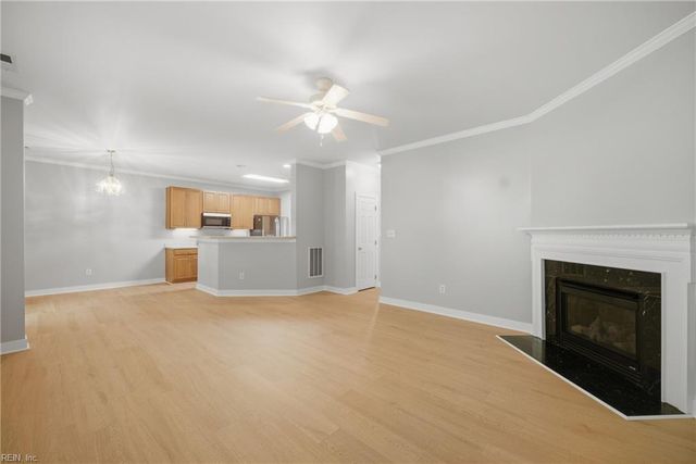 464 River Arch DR, Chesapeake, VA 23320