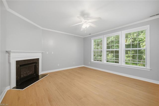 464 River Arch DR, Chesapeake, VA 23320