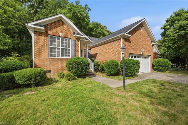 464 River Arch DR, Chesapeake, VA 23320