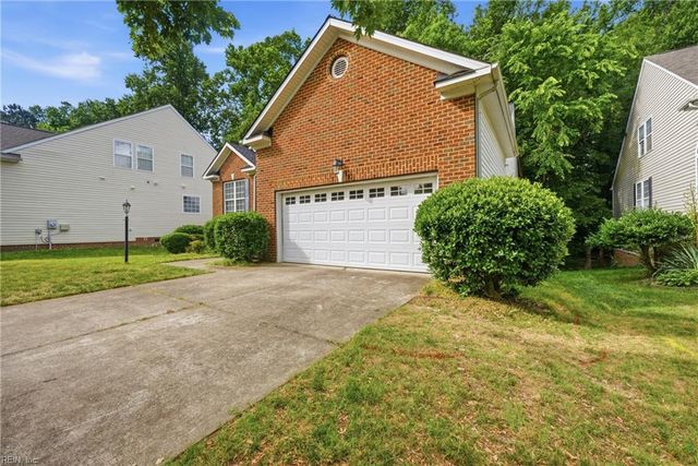 464 River Arch DR, Chesapeake, VA 23320