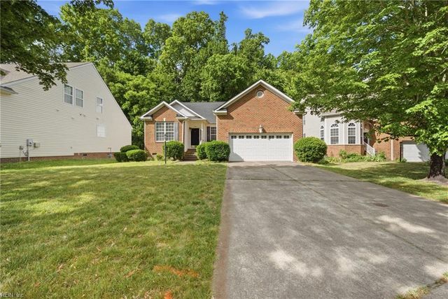 464 River Arch DR, Chesapeake, VA 23320