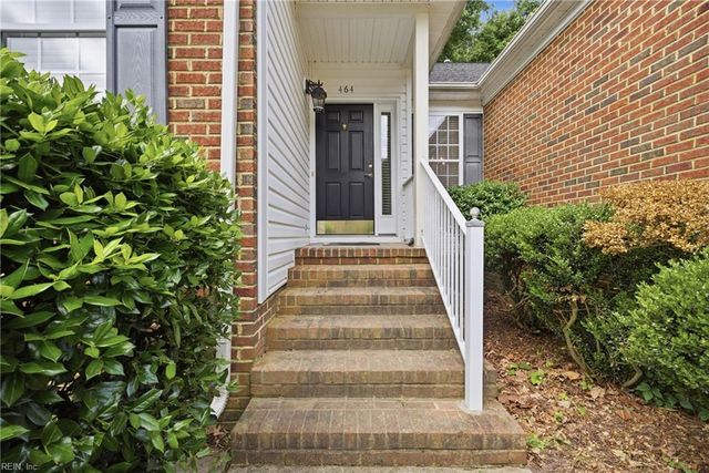 464 River Arch DR, Chesapeake, VA 23320