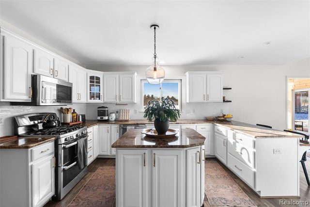 4280 Mcdowell Road, Lapeer, MI 48446