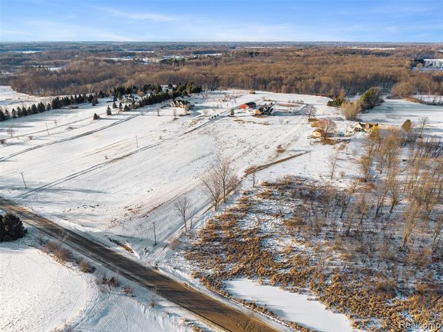 4280 Mcdowell Road, Lapeer, MI 48446