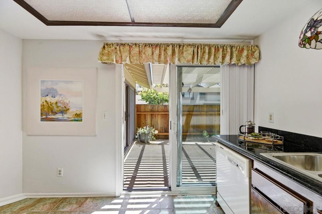 Image 15 of property listing at 10188 Dafne Ln., San Diego, CA 92124