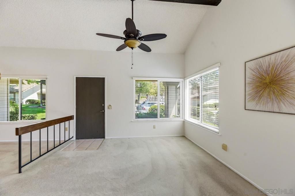 Image 4 of property listing at 10188 Dafne Ln., San Diego, CA 92124