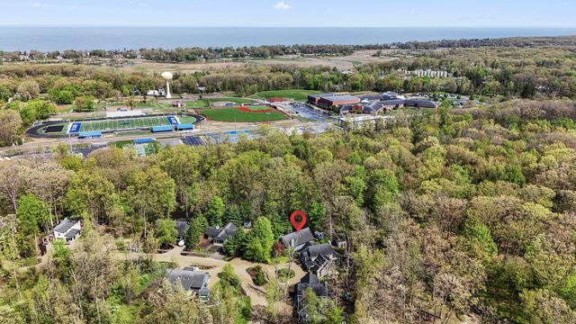 28 Walden Way, New Buffalo, MI 49117