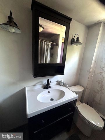20 S 6TH AVE, Lebanon, PA 17042