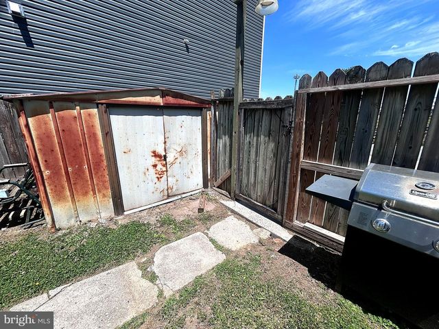 20 S 6TH AVE, Lebanon, PA 17042