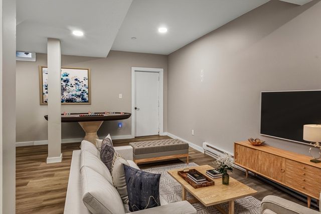 19 Delford, Boston, MA 02131