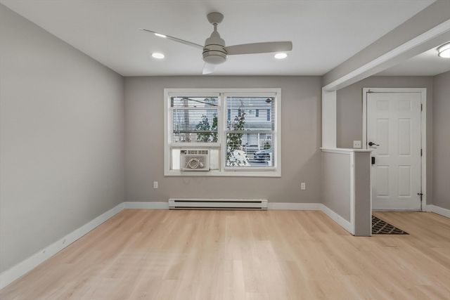 19 Delford, Boston, MA 02131