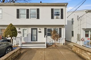 19 Delford, Boston, MA 02131