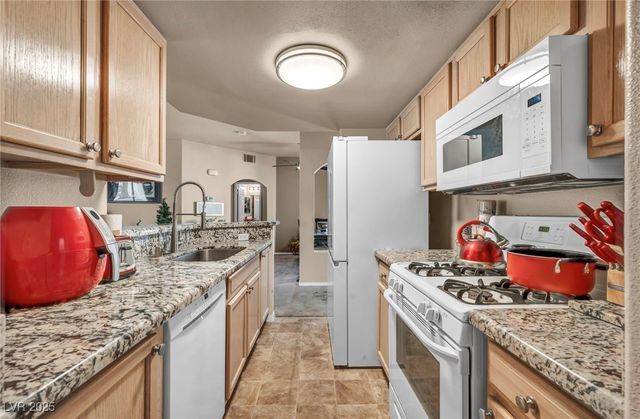 2975 Bluegrass Lane 1421, Henderson, NV 89074