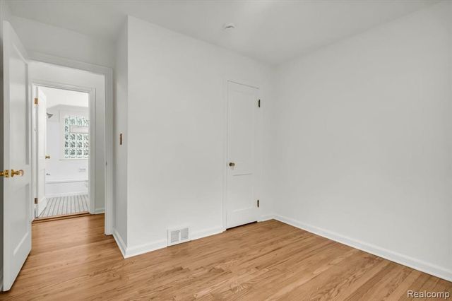 4246 Elmwood Avenue, Royal Oak, MI 48073