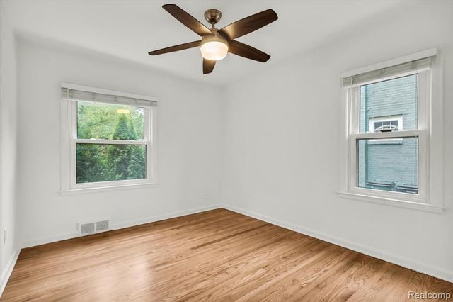 4246 Elmwood Avenue, Royal Oak, MI 48073