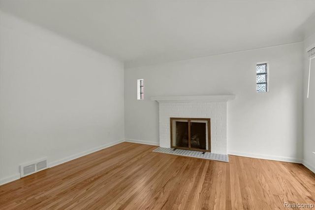 4246 Elmwood Avenue, Royal Oak, MI 48073
