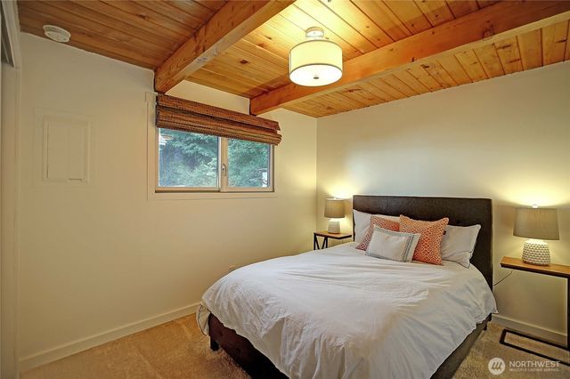 162 N Loon Asea Lane, Camano Island, WA 98282