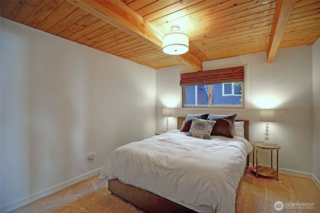 162 N Loon Asea Lane, Camano Island, WA 98282