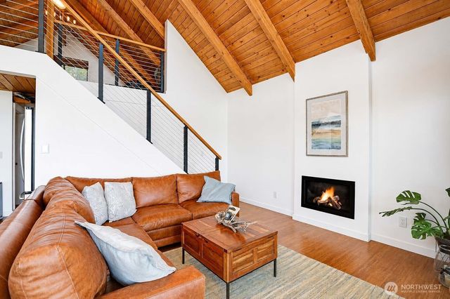 162 N Loon Asea Lane, Camano Island, WA 98282