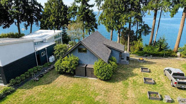 162 N Loon Asea Lane, Camano Island, WA 98282