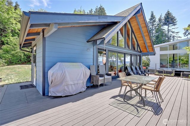 162 N Loon Asea Lane, Camano Island, WA 98282