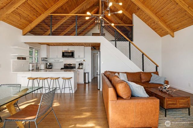 162 N Loon Asea Lane, Camano Island, WA 98282